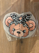 Lade das Bild in den Galerie-Viewer, Bügelbild Teddy leo
