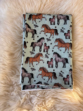 Lade das Bild in den Galerie-Viewer, EP Pferde
